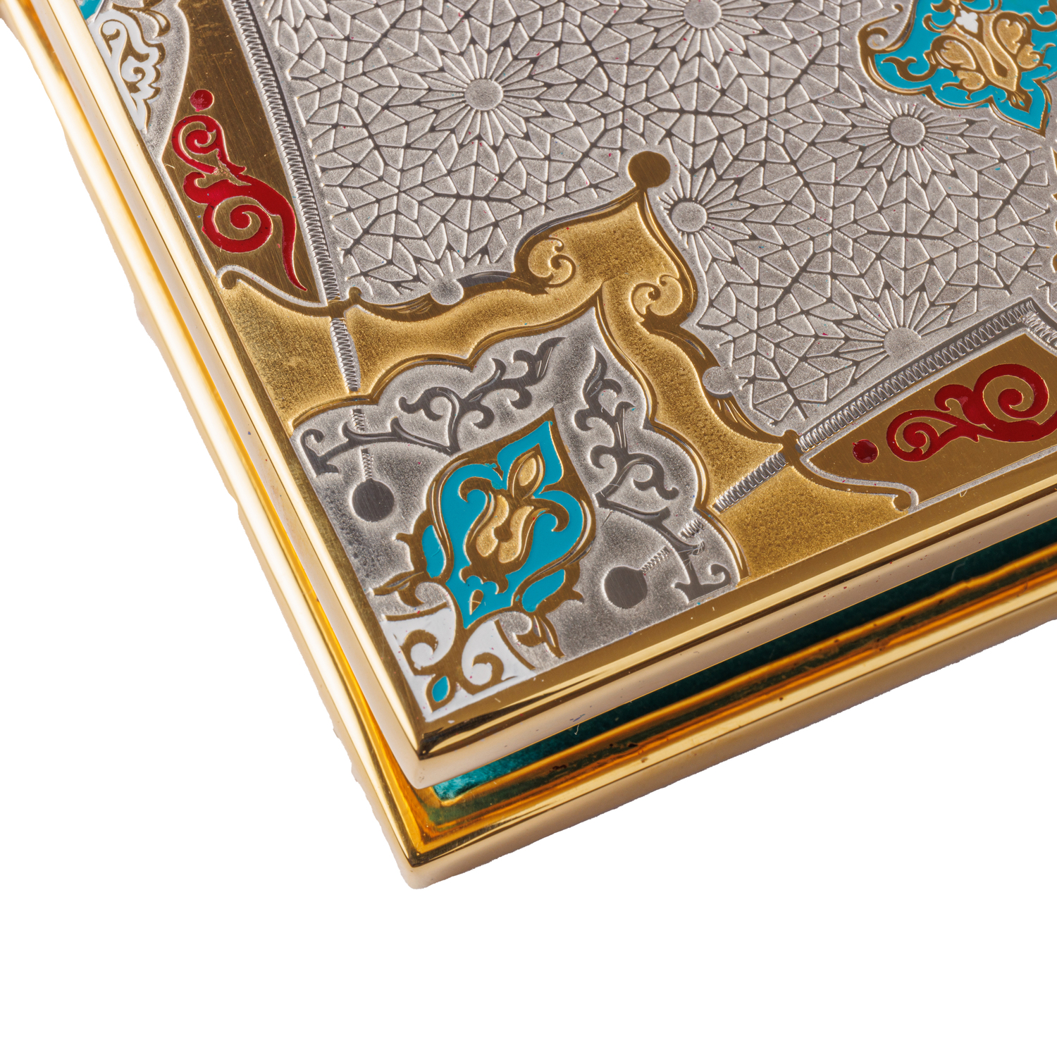 Священная книга «Коран», M
